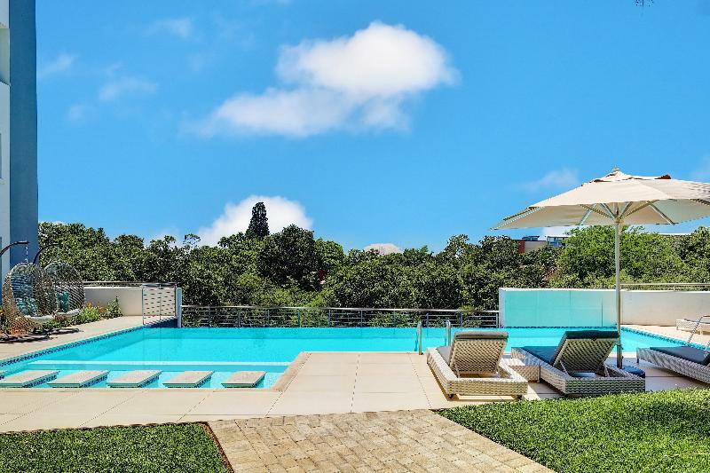 The Regency Apartment Hotel Menlyn Pretoria Exterior photo
